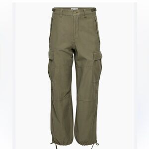 Aritzia TNA baggy supply cargo pants